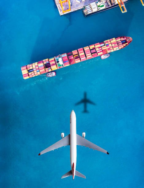 Container ship and cargo plane illustrating UK–Canada shipping corridor
