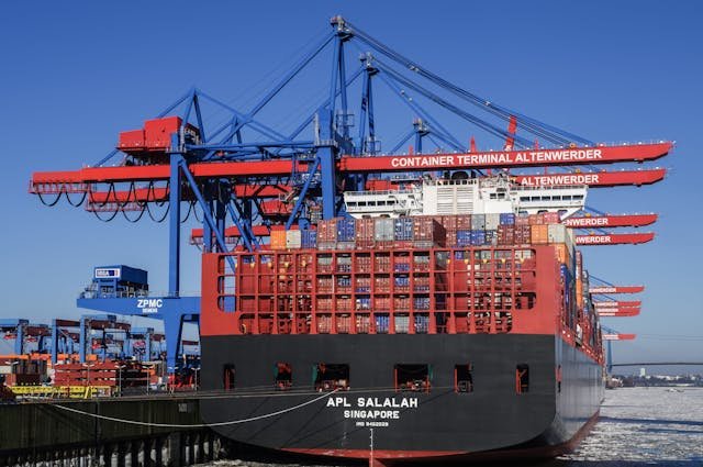 Short-sea container vessel between UK and France